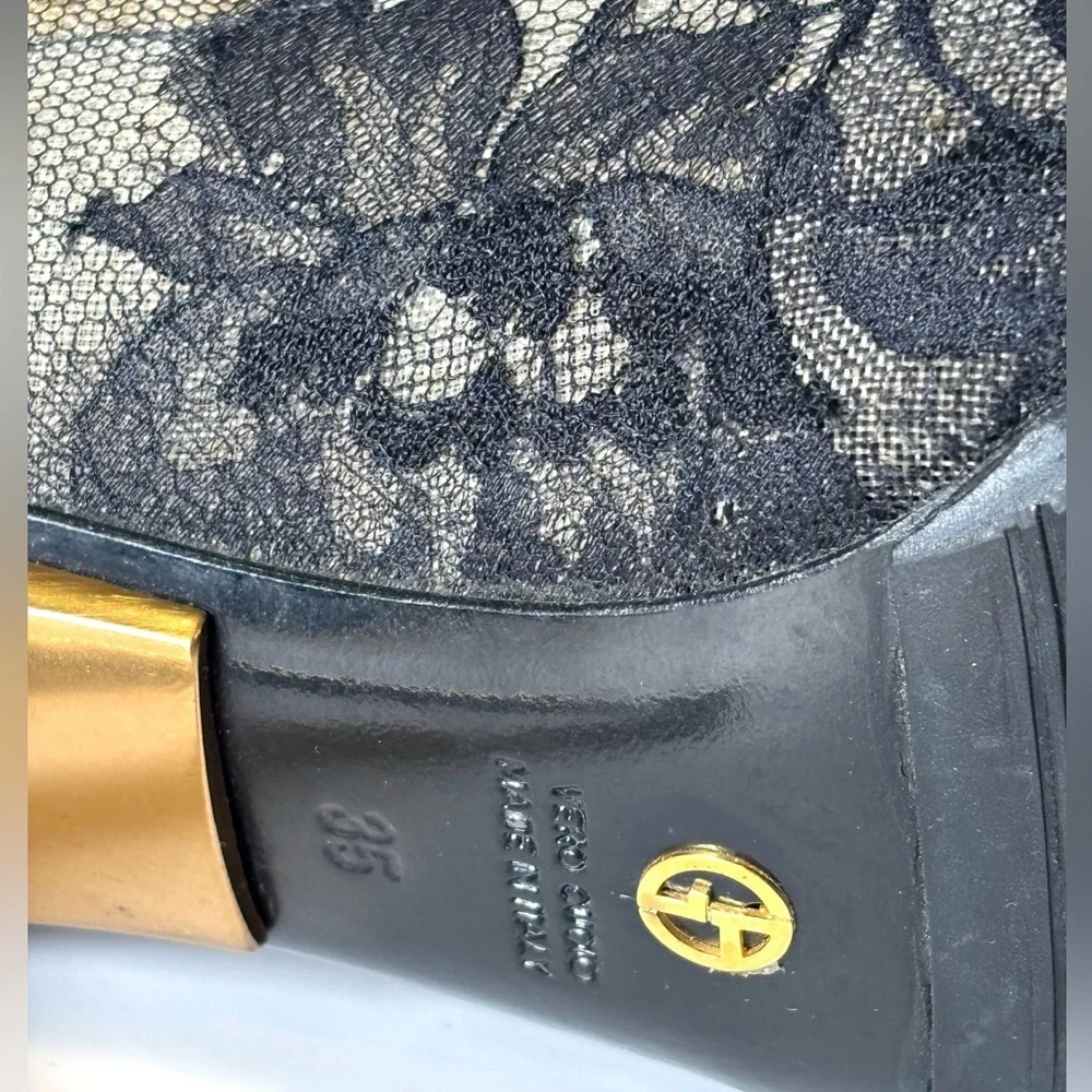 Giorgio Armani Vintage Lace Pumps size 35 - Picture 8 of 8
